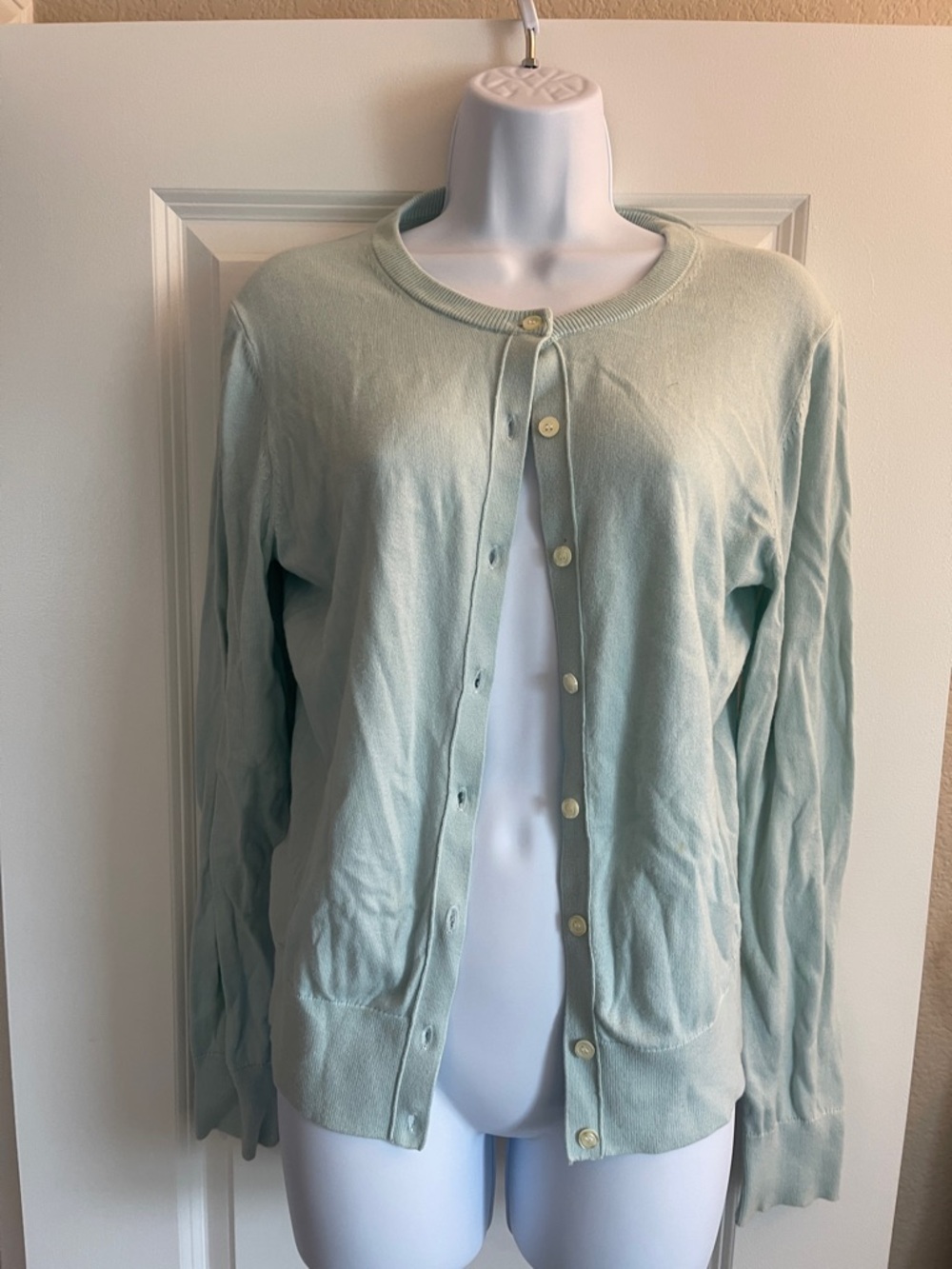 Ann Taylor Light Mint Crewneck Button Cardigan